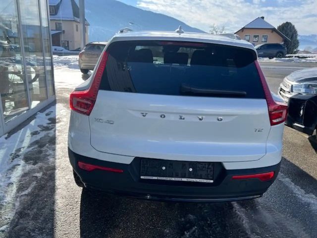 Volvo XC40 Dark Plus