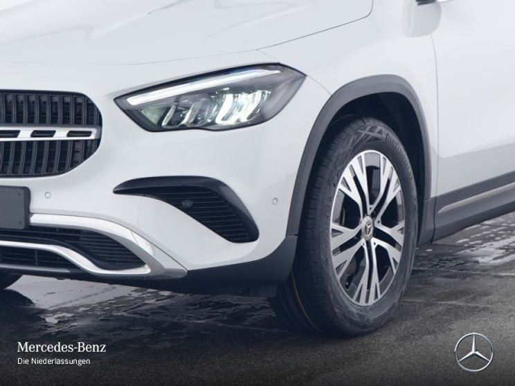 Mercedes-Benz GLA 180 Progressive