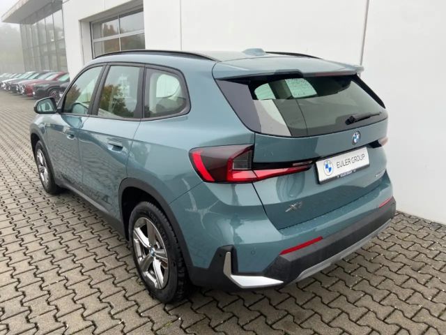 BMW X1 20i  Sommer17'' AHK AdLED ParkAss Komf El.Heckklap