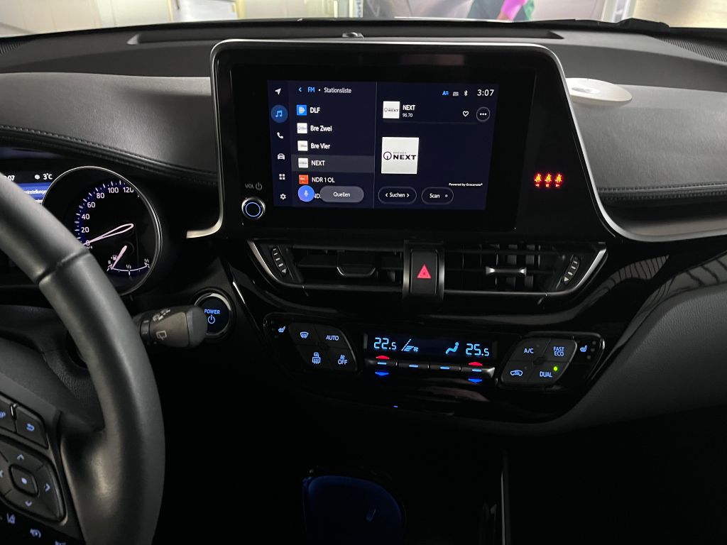 Toyota C-HR 5-deurs Bi-Tone Team D