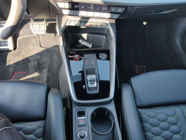 Audi RS3 Quattro S-Tronic Sedan