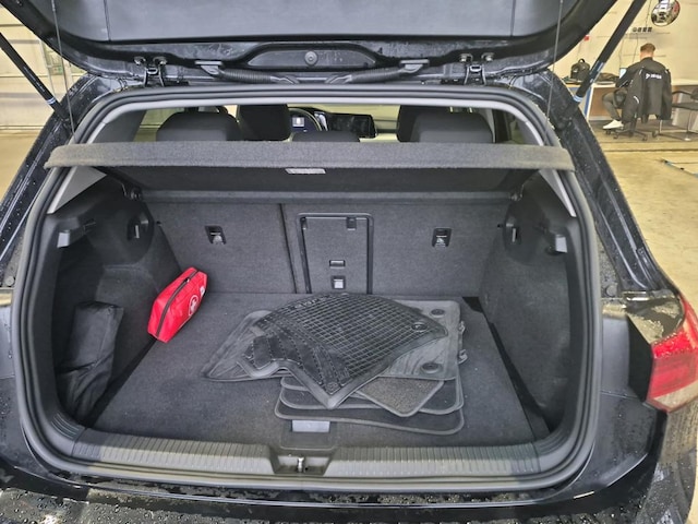 Volkswagen Golf 1.5 eTSI DSG