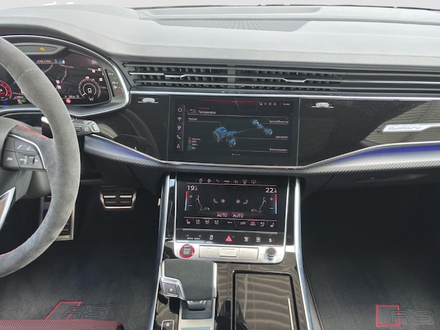 Audi RS Q8 Performance Quattro