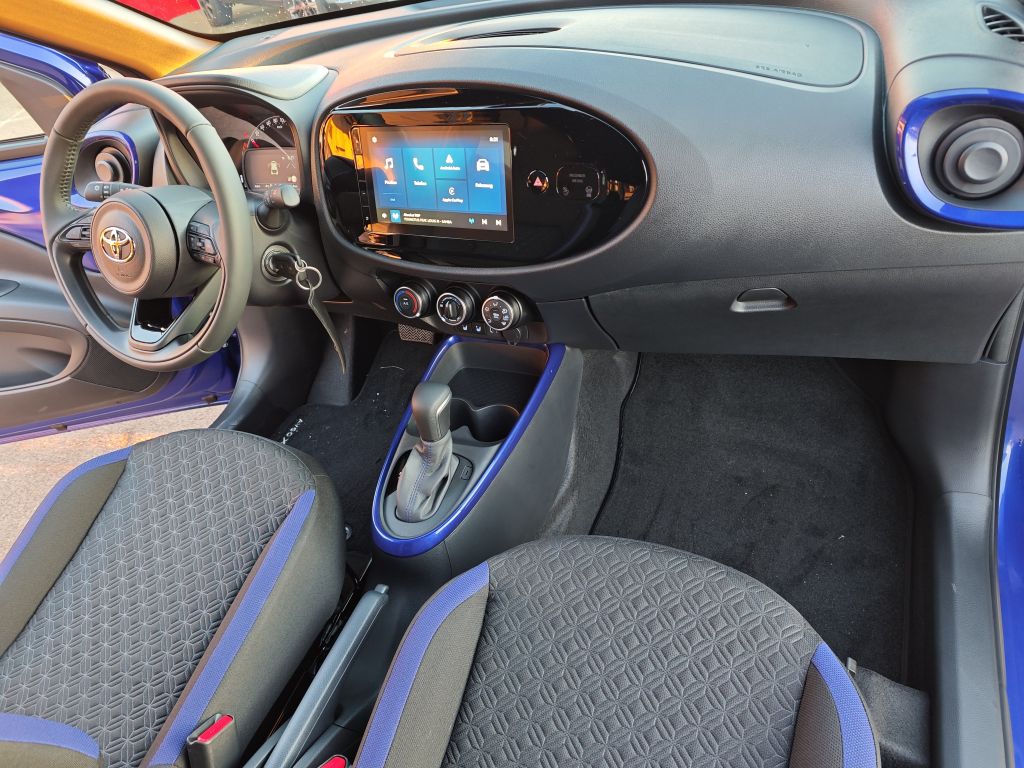 Toyota Aygo X 5-deurs Basis Team D