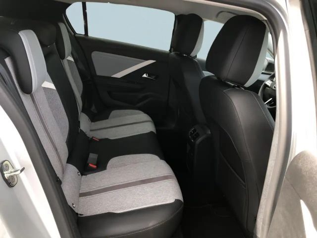 Opel Astra 1.2 Turbo Elegance Turbo