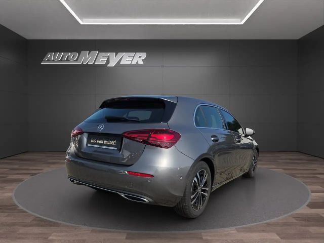 Mercedes-Benz A 200 Progressive