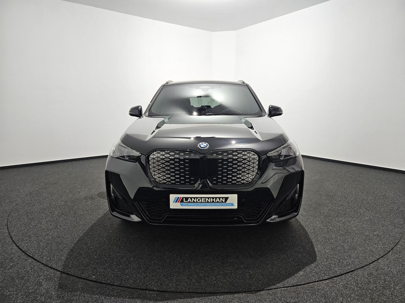 BMW iX1 M-Sport xDrive30