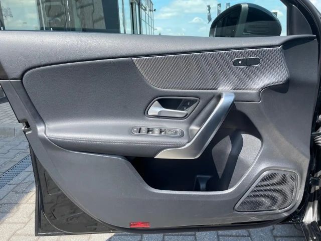 Mercedes-Benz A 180 Progressive