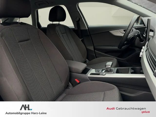 Audi A4 35 TDI Avant S-Line