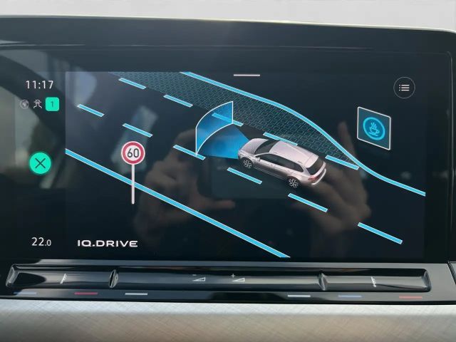 Volkswagen Golf 1.0 TSI Life Variant