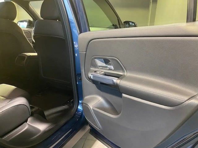 Mercedes-Benz EQB 300 4MATIC Progressive