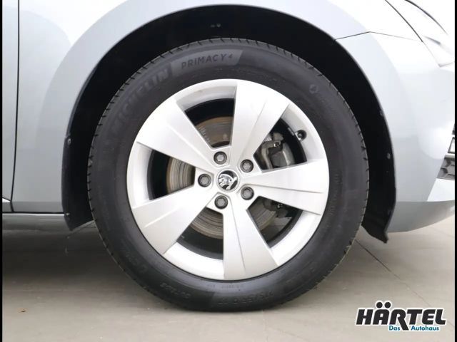 Skoda Superb 2.0 TDI Combi Style Style