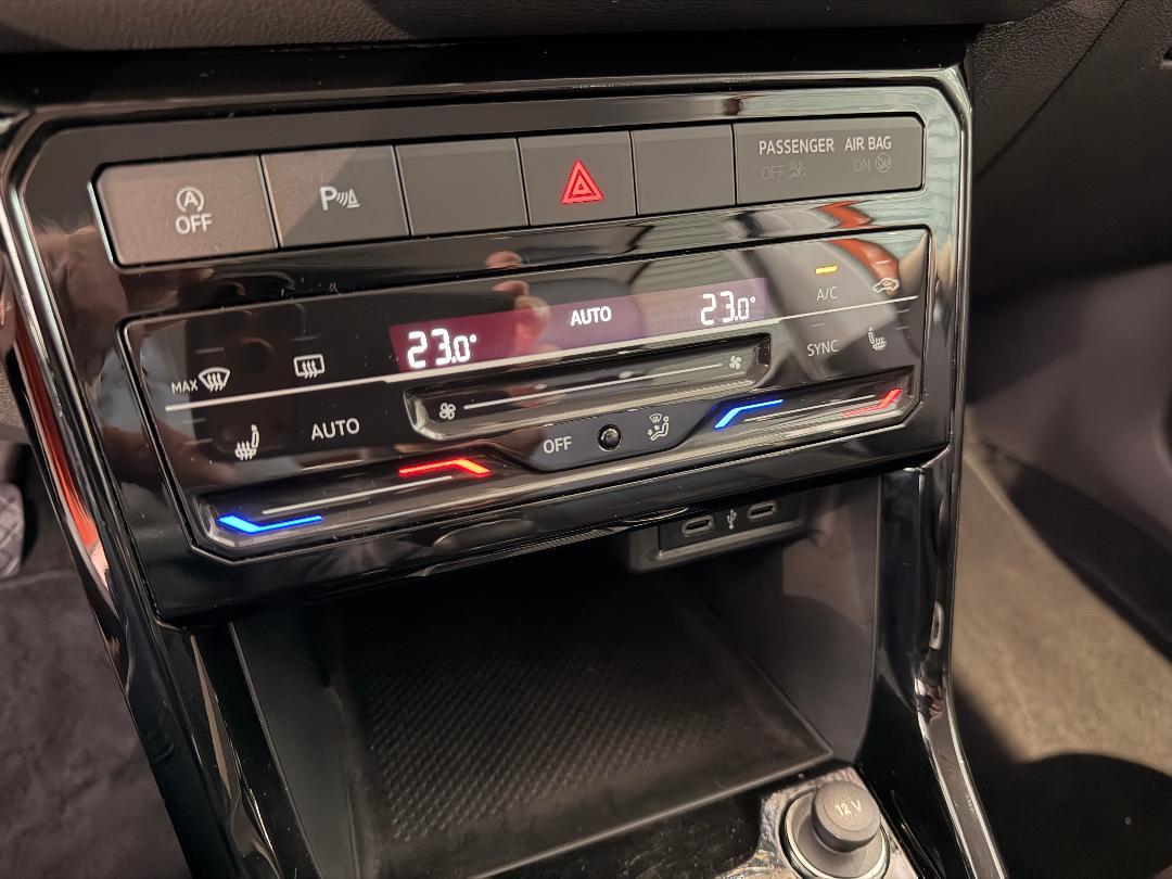 Volkswagen T-Cross Style