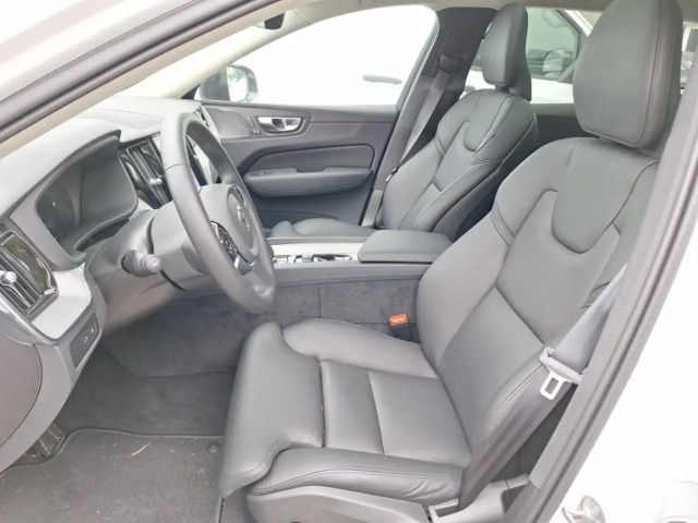 Volvo XC60 AWD Dark Plus T6