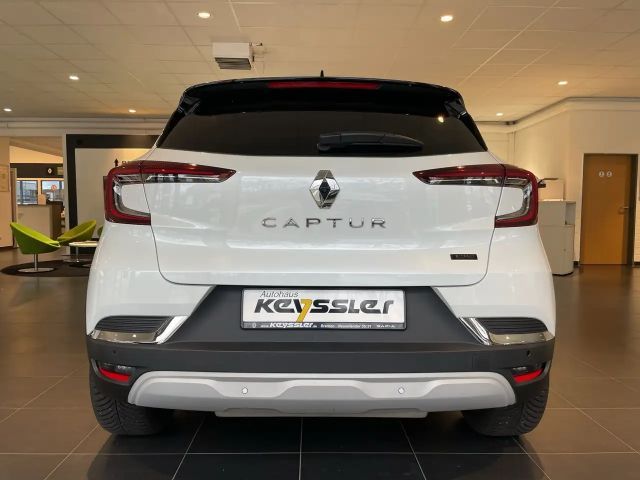 Renault Captur E-Tech Hybrid Techno