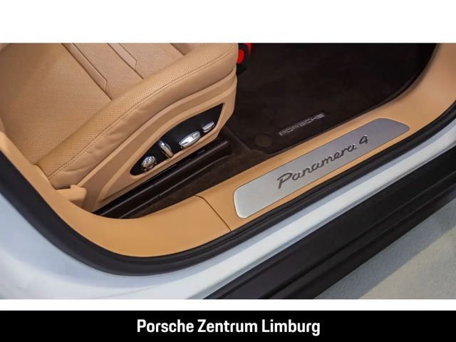 Porsche Panamera 4 E-Hybrid