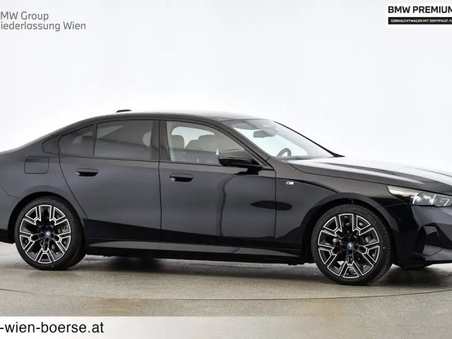 BMW 530 530e Sedan xDrive