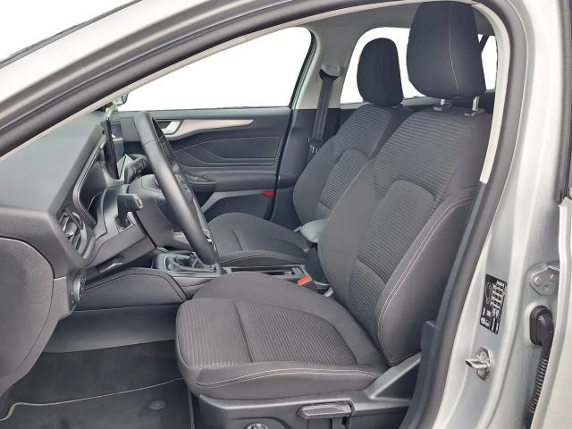 Ford Focus Titanium Wagon