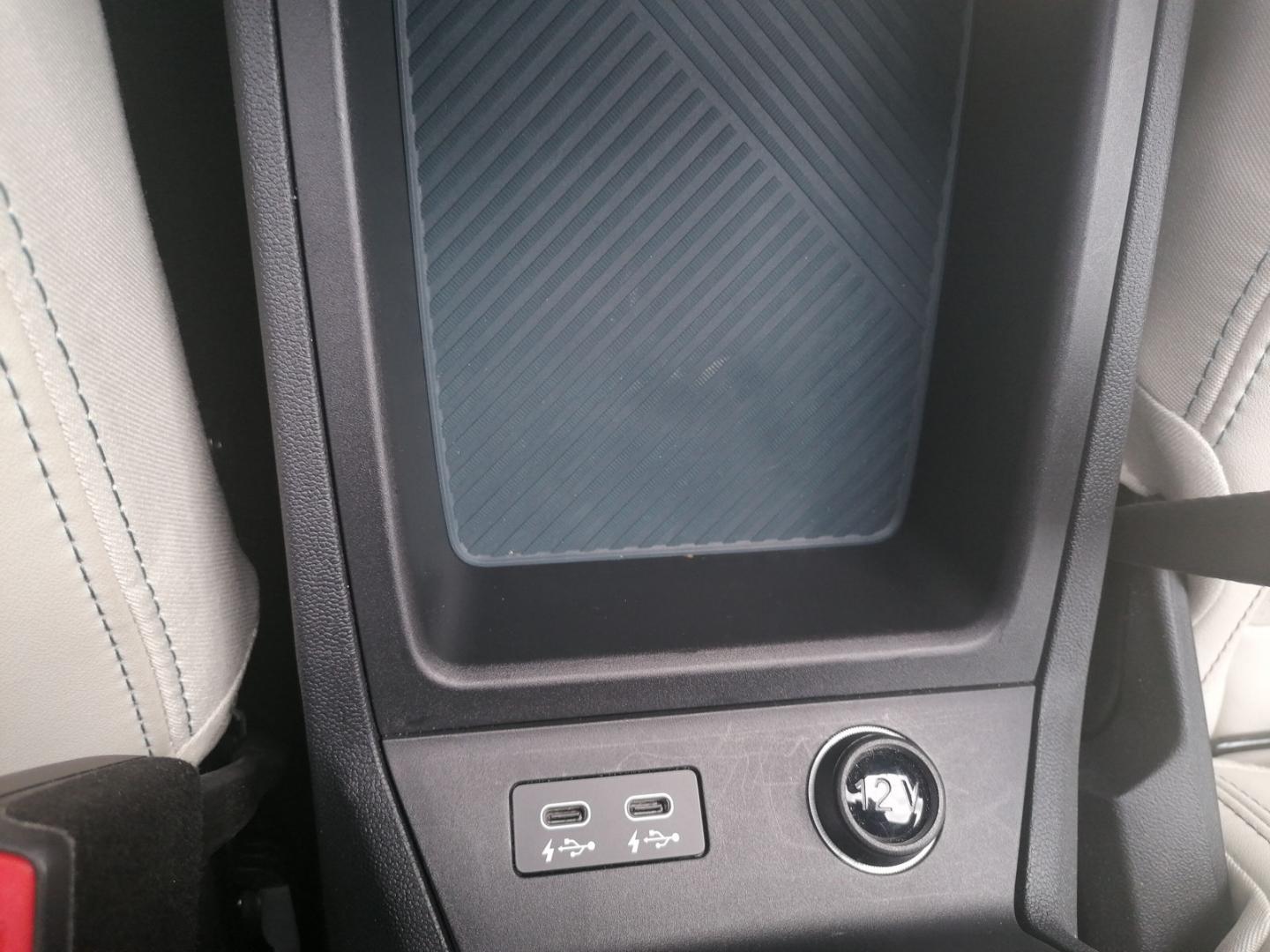 MINI Countryman E Countryman E Fav. Trim HUD Pano ACC H&K Paket L