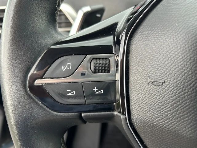 Peugeot 3008 Allure Pack EAT8 PureTech