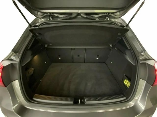 Mercedes-Benz A 200 A 200 d