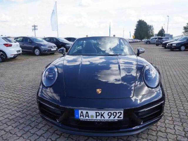 Porsche 992 Cabrio GTS