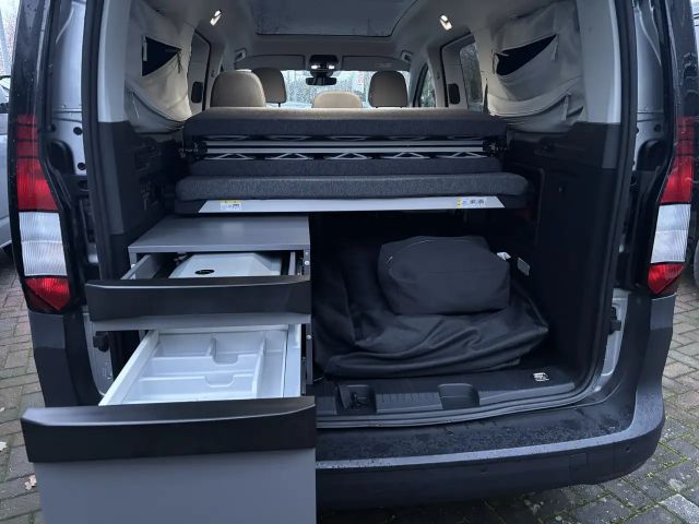 Volkswagen Caddy 1.5 TSI DSG Maxi