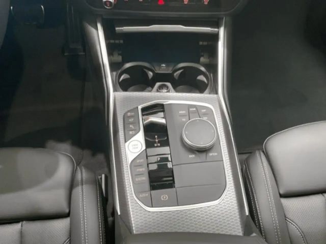 BMW 330 330e M-Sport Touring xDrive