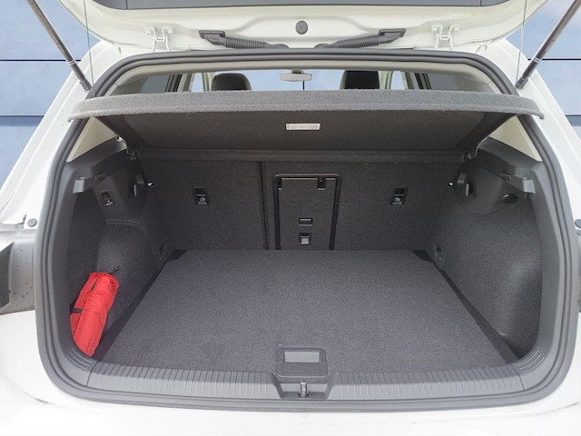 Volkswagen Golf 1.5 eTSI DSG