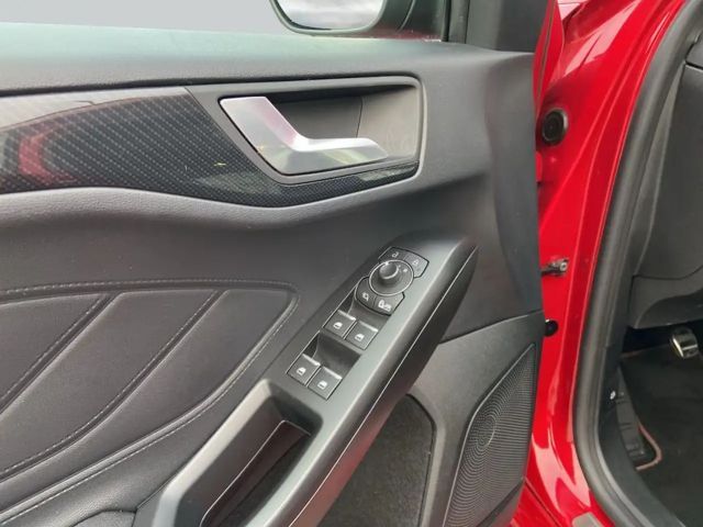 Ford Focus EcoBoost ST Line Wagon