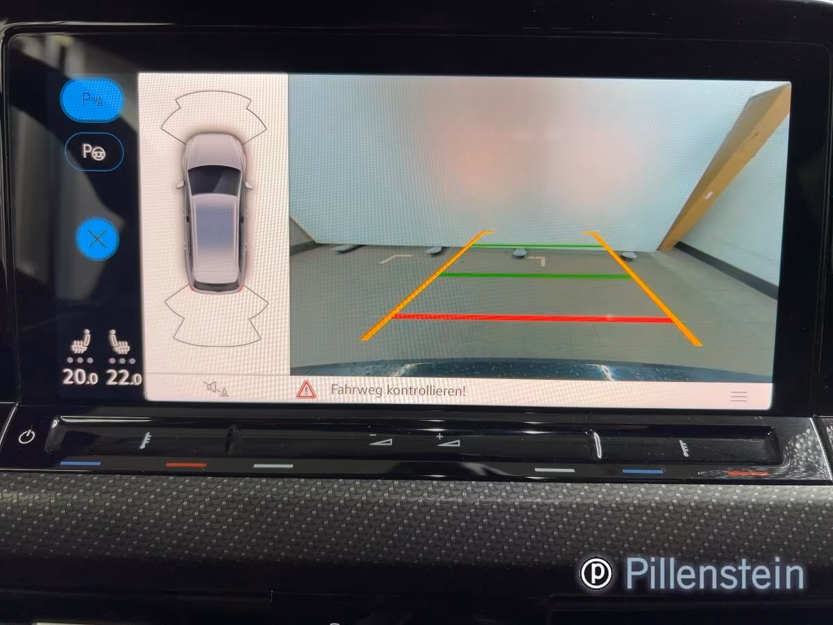 Volkswagen Golf 2.0 TSI R-Line Variant