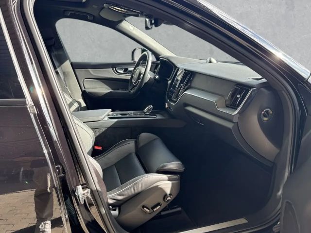 Volvo XC60 AWD Plus Recharge T8