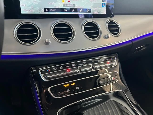 Mercedes-Benz E 300 AVANTGARDE E 300 de Estate