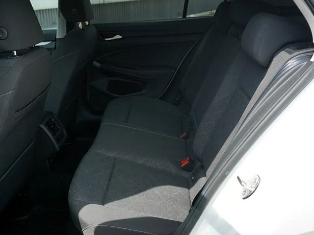 Volkswagen Golf DSG Life