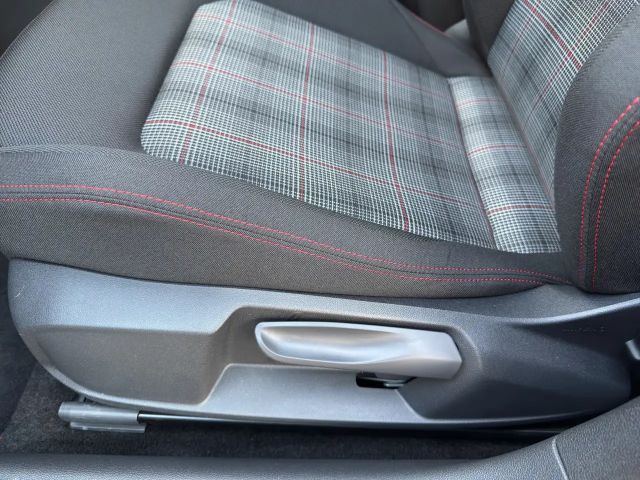 Volkswagen Polo 2.0 TSI DSG GTI