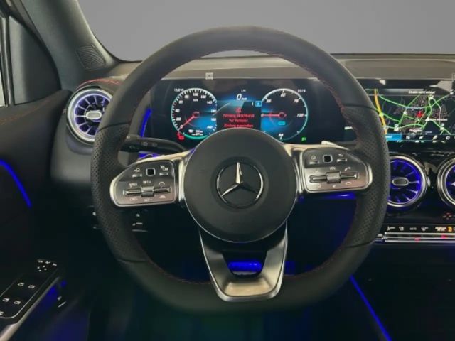 Mercedes-Benz EQB 300 4MATIC AMG Line