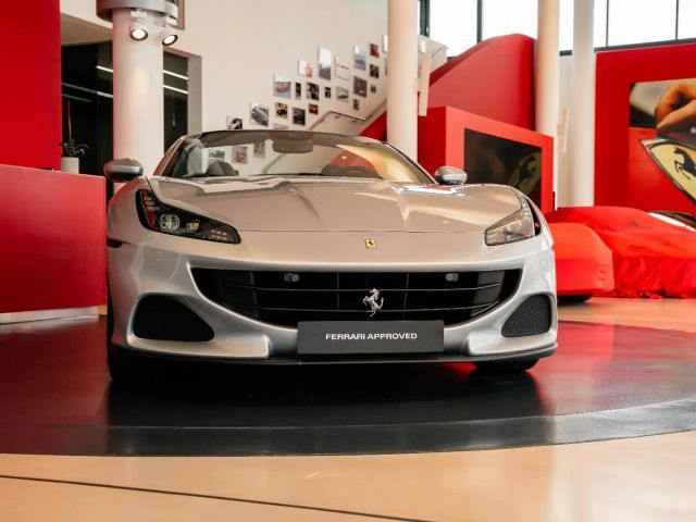 Ferrari Portofino M MagneRide*Nackenwärmer*Sitzbelüftung