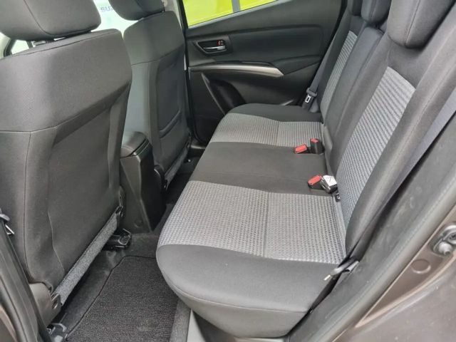 Suzuki S-Cross AllGrip Hybrid