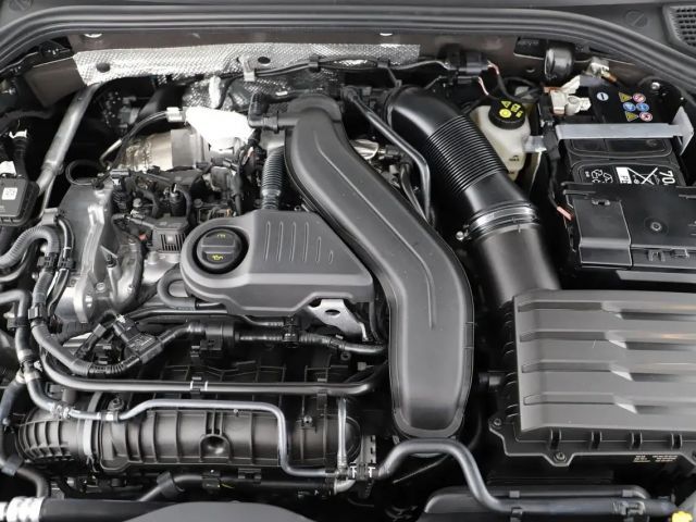 Volkswagen Golf Business DSG Variant