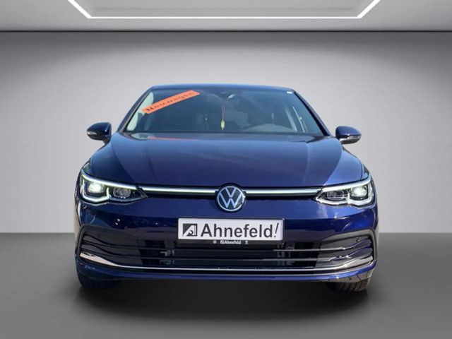 Volkswagen Golf 1.5 eTSI Golf VIII Style