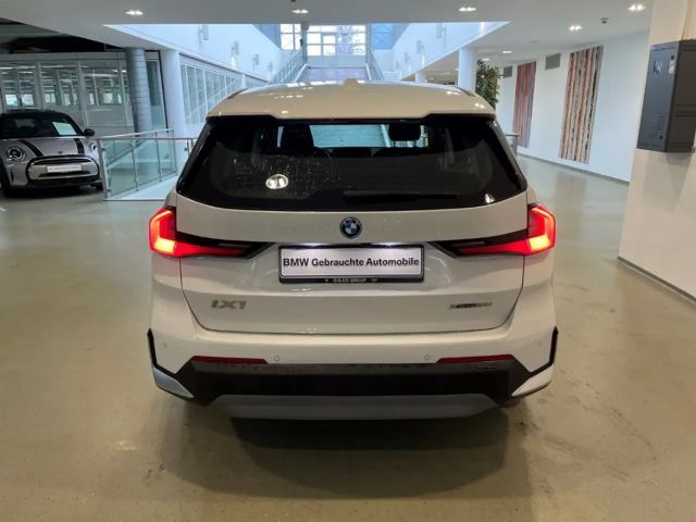 BMW iX1 xDrive