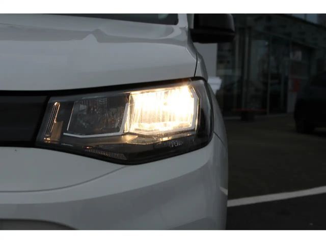 Volkswagen Caddy 5 Sitzer 2,0 TDI SCR Frontantrieb 6-Gang Radst.2755 mm *L