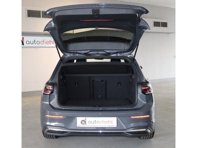 Volkswagen Golf 1.5 eTSI DSG Golf VIII