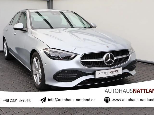 Mercedes-Benz C 180 AVANTGARDE Sedan