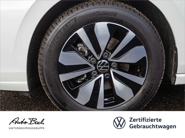 Volkswagen Golf 1.5 eTSI DSG Golf VIII