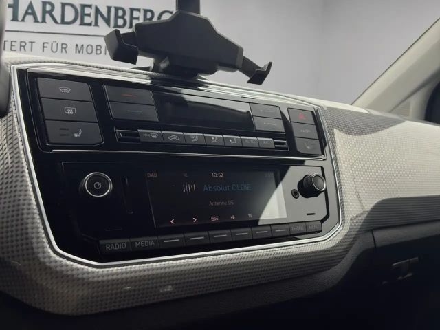 Volkswagen e-up! Plus Style