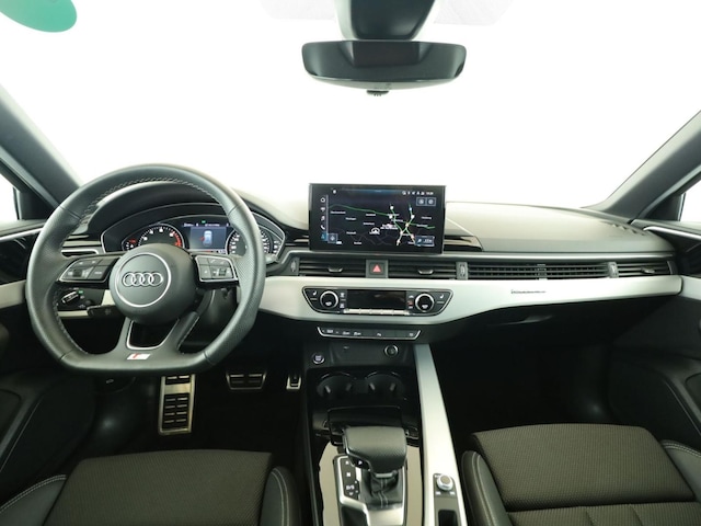 Audi A4 40 TFSI Avant Quattro S-Line S-Tronic