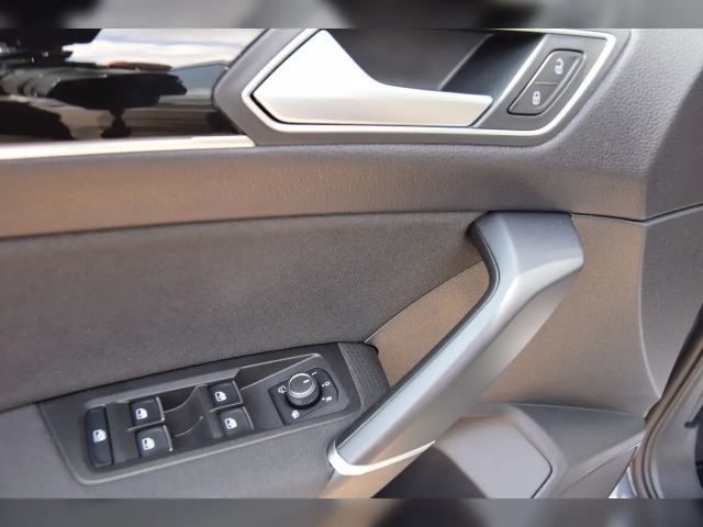 Volkswagen Touran DSG Highline