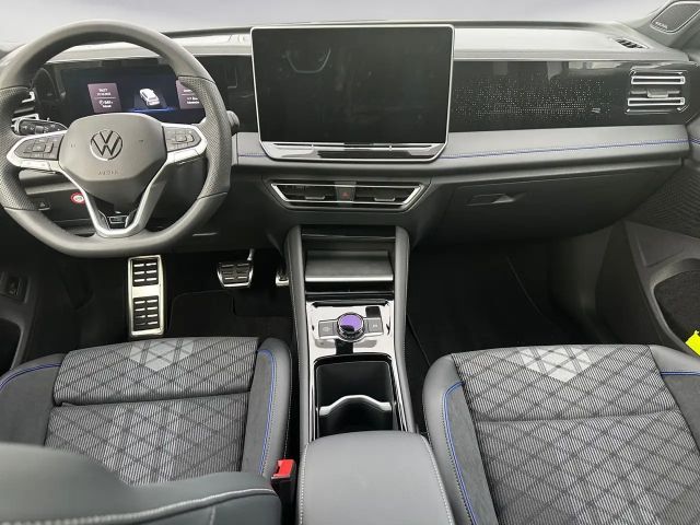 Volkswagen Tiguan 4Motion R-Line
