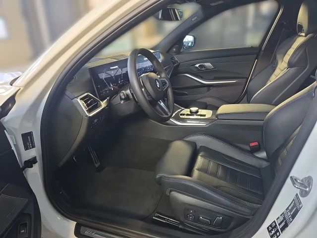 BMW 330 330i M-Sport Sedan xDrive